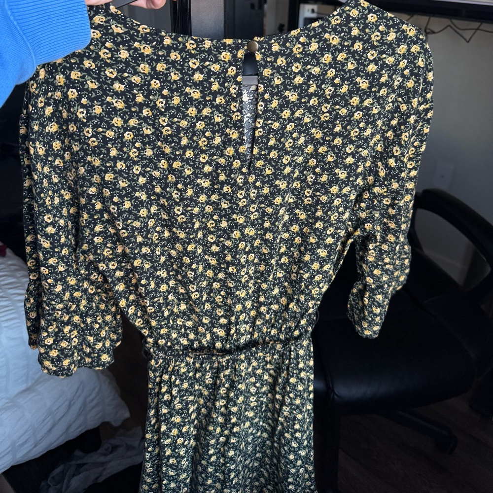 Elegant floral Women's Intimate dress - Picture 6 of 7